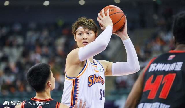 美女警花被强糟蹋三级无减